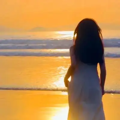 头像女简单干净气质背影77张_女生头像_头像屋