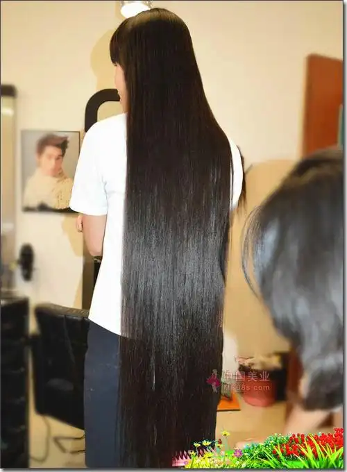 剪下长发女子一米多长头发爱的边缘392