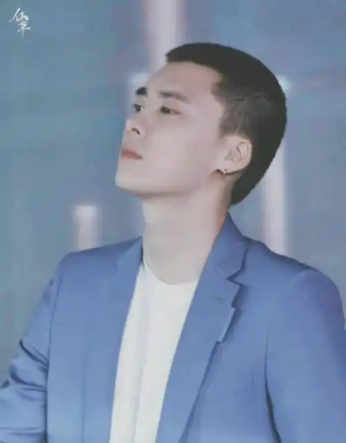 原创明星剪寸头最考验颜值颜值不高不敢剪肖战李现龚俊颜值变化大