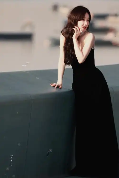 徐梦洁抹胸礼服##淘宝红人之夜