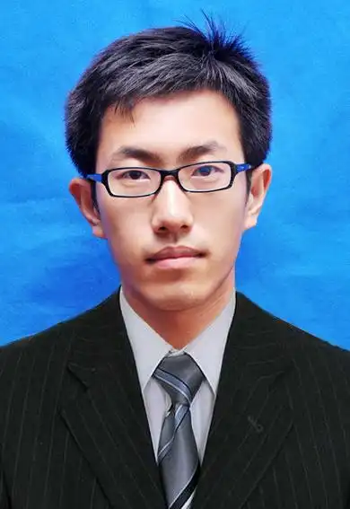 不胜感激.要求蓝底正装,一寸.