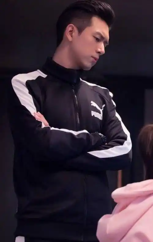 原创盘点亲爱的热爱的韩商言4款黑色造型最后一套像极了爱情