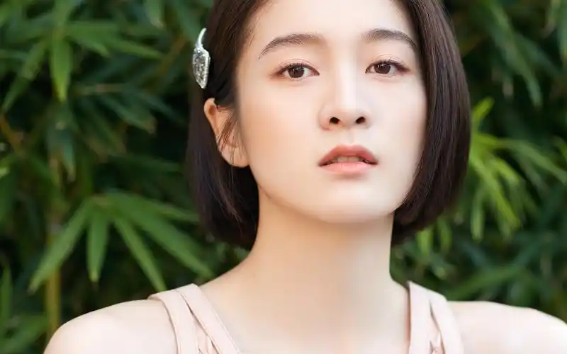 张雪迎清新甜美写真桌面壁纸