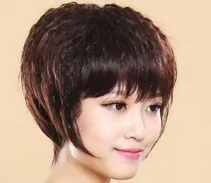 2020年40岁一50岁女性流行什么发型 中年女士不同长度减龄短发