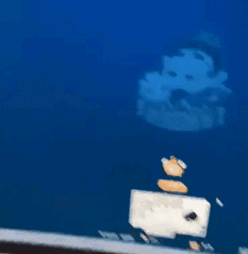 李湘巴黎度假晒美照,却被路人曝光真实身材,网友:还以为是刘欢