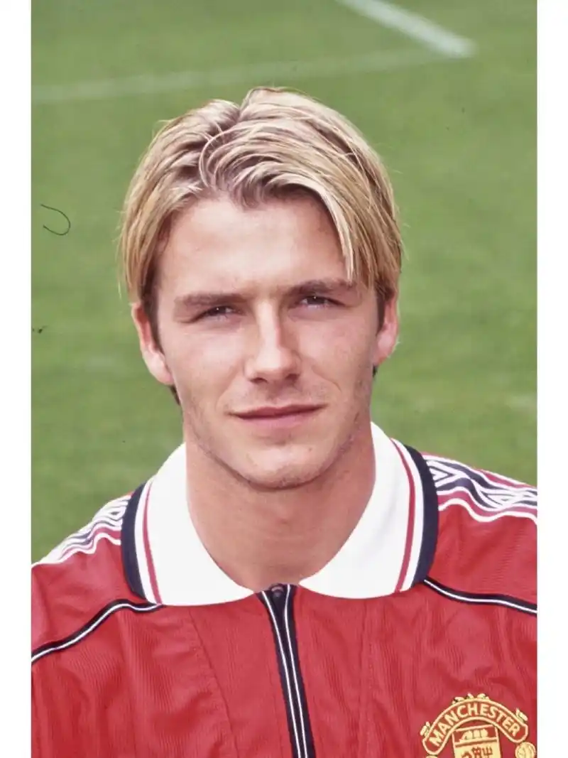 男士发型图鉴|模特:贝克汉姆 99人们用各种不同的称号来形容这位