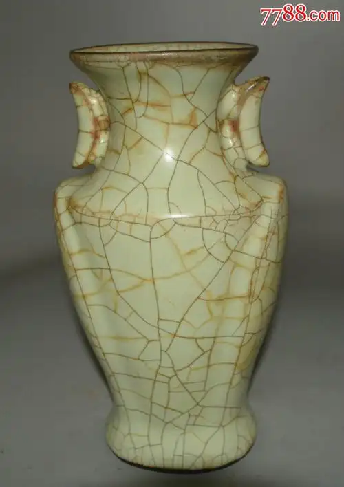 宋崇宁五年汴京官窑王家窑造开片铁线双耳瓶