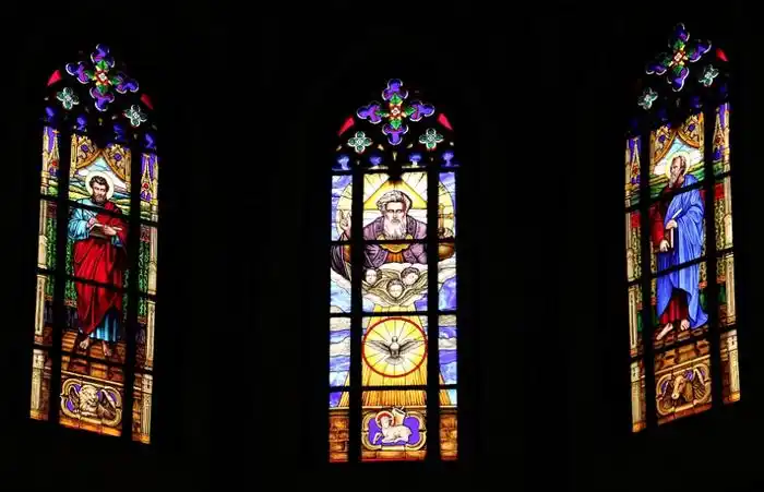 全人类的瑰宝,幸存于世的玫瑰花窗,哥特式建筑的特色之一_腾讯新闻