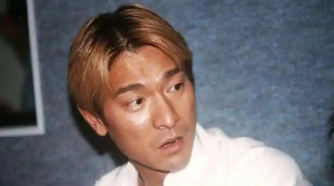 四大天王中分头:刘德华像古惑仔,张学友呆萌,最帅不是郭富城!