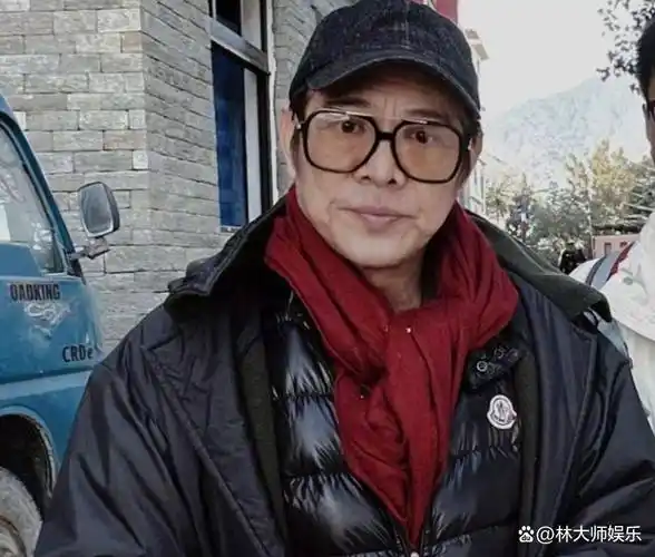 李连杰最新生图曝光,独自参加佛庙会,不如66岁的赵本山年轻_活动_发展