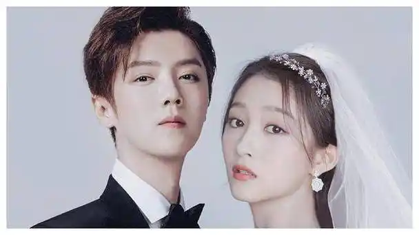 娱记揭秘:鹿晗韩庚有女友却生活不整洁,惹祸上身!_关晓彤_明星_顶流