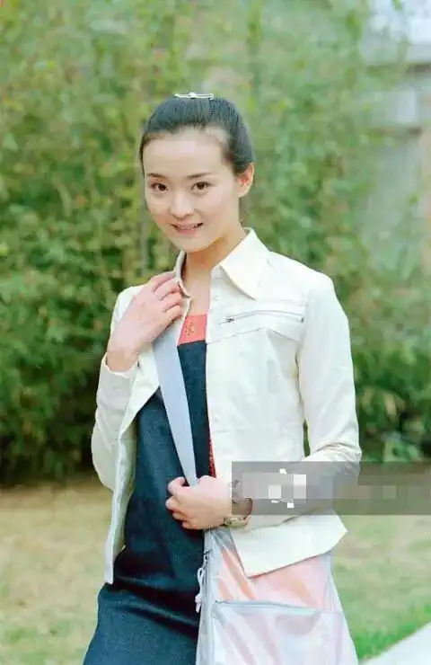 看了20年前的"晴格格"王艳,才知道什么叫做清纯!_手机搜狐网