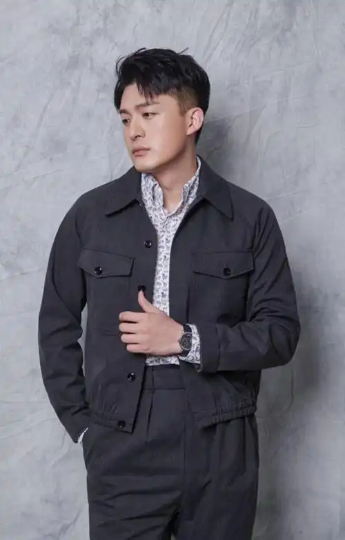 孙艺洲广告代言代言费联系电话15810696499