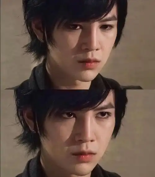 近日,韩国花美男李钟硕最新动态曝光,面部肿胀身材较之前发福不少