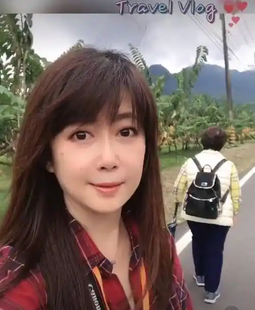 51岁孟庭苇晒近照仍美貌,曾被女星指婚内不忠诚,分手七年至今未婚