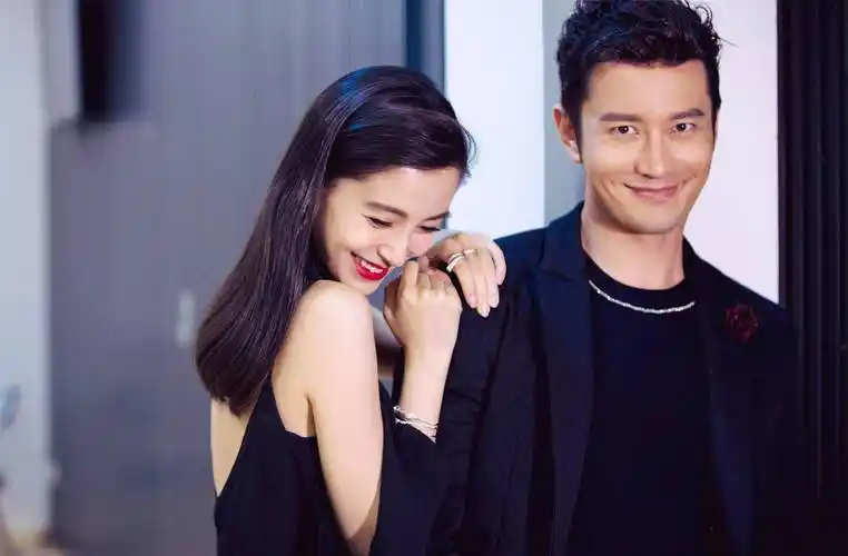 32岁杨颖沉默10年首发声,否认加入黄晓明李菲儿,不愿再背锅_baby_赵薇