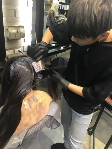 舒适的发型沙龙,有别於一般美发店水准|我在高雄发廊染发详细介绍分享