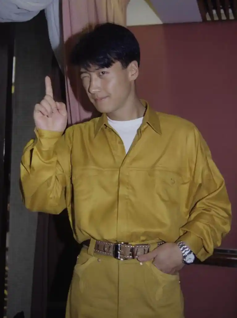 黎明超帅旧照曝光,淡颜系颜值鼻祖,他称女儿颜值平凡