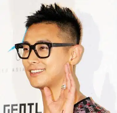 男士平头短发帅极了简单有型的男平头发型图片