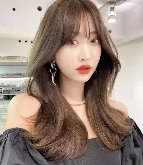 染发什么颜色好看头发染什么颜色好看显白