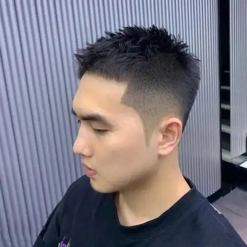 男生千万别留长发,今夏剪这3款"露额"发型,清爽阳光显帅气!