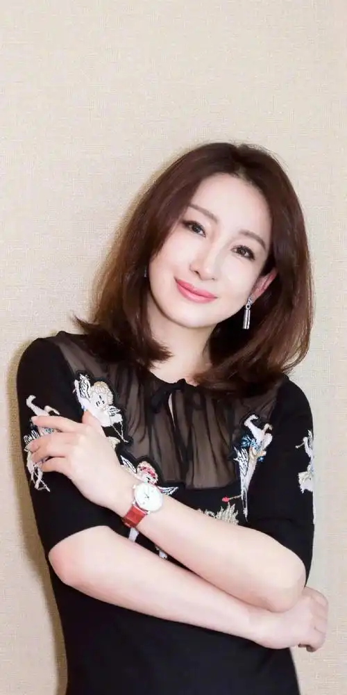 回顾秦海璐怀孕时小叔子公公相继去世生娃对婆婆好的亲妈吃醋