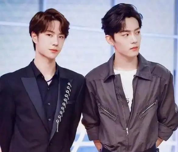 5年后,再看王一博和肖战的境遇,才发现他们本就不是"一路人"