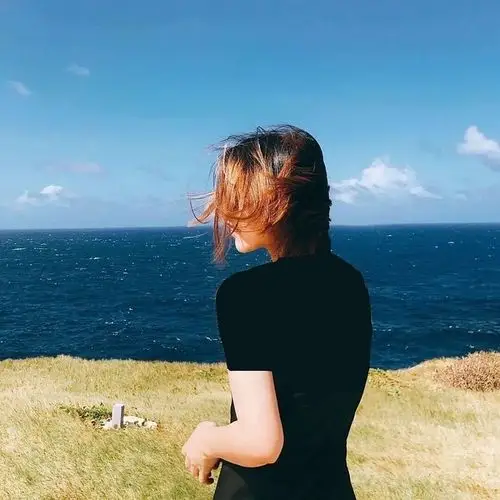 我微信头像被我爸嫌弃不够庄重淑雅