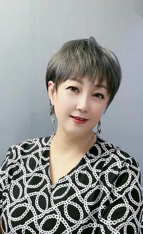 夏季短发来了,锯齿刘海很有辨识度,剪完大不一样|脸型|发型|圆脸_网易