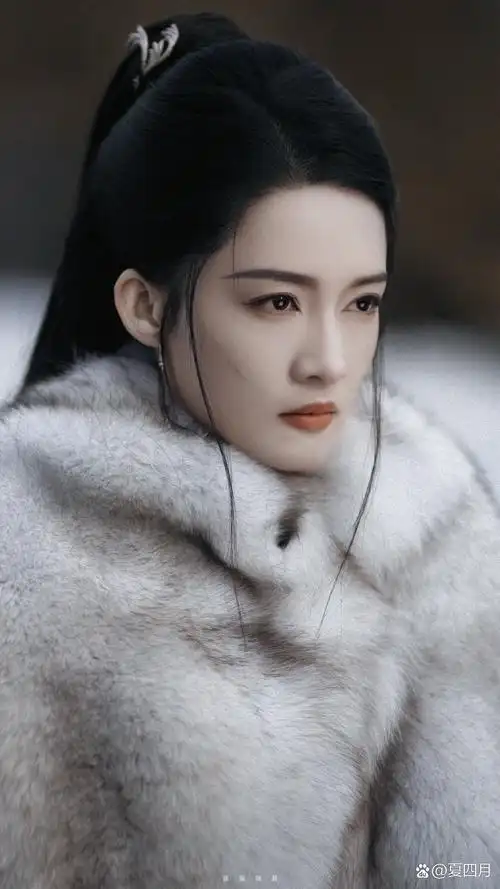 李沁的古装造型好飒啊!#李沁