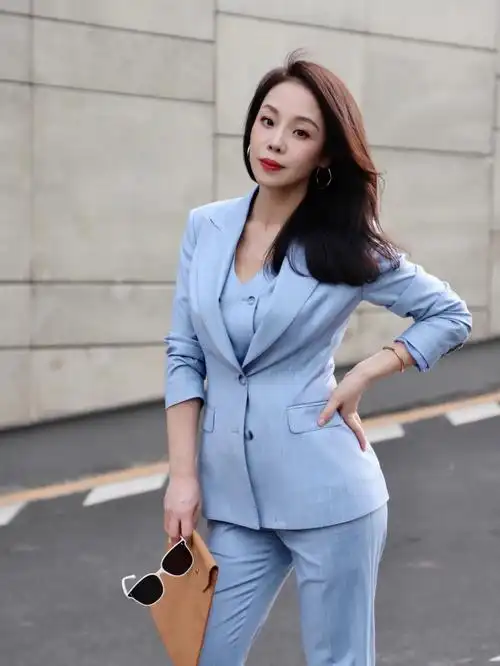 蓝色竖条纹西装#女士西装