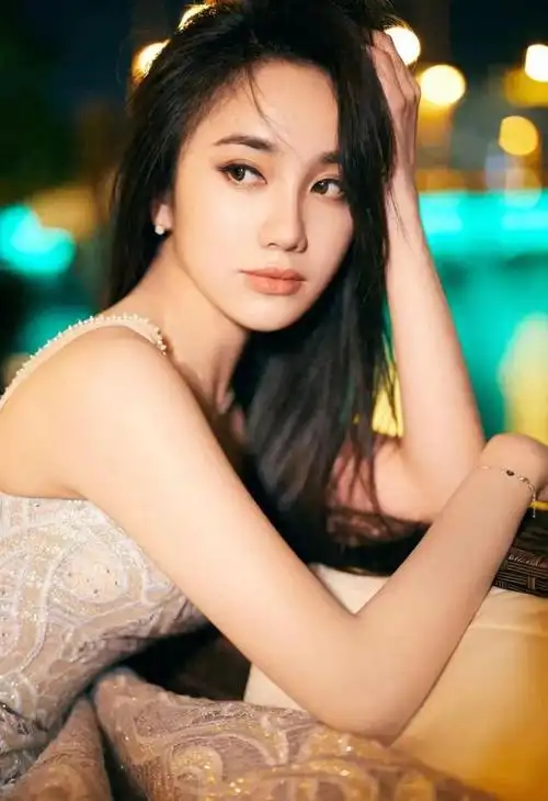 坚如磐石4位女演员陈冲强周冬雨稳林博洋惊艳她可爱