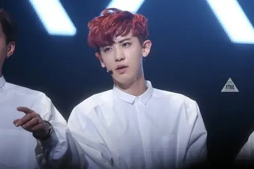 偶像朴灿烈桌面壁纸_幸福男神朴灿烈