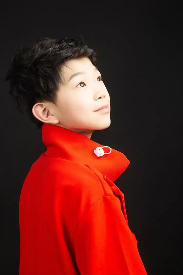 中国乐坛小童星 寇骏博_手机搜狐网