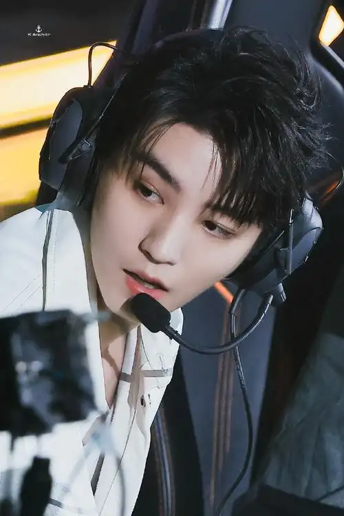 王俊凯成都人气##王俊凯英雄联盟中国区品牌代言人