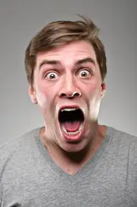 人大政协白种男人大嘴的尖叫纵向照片