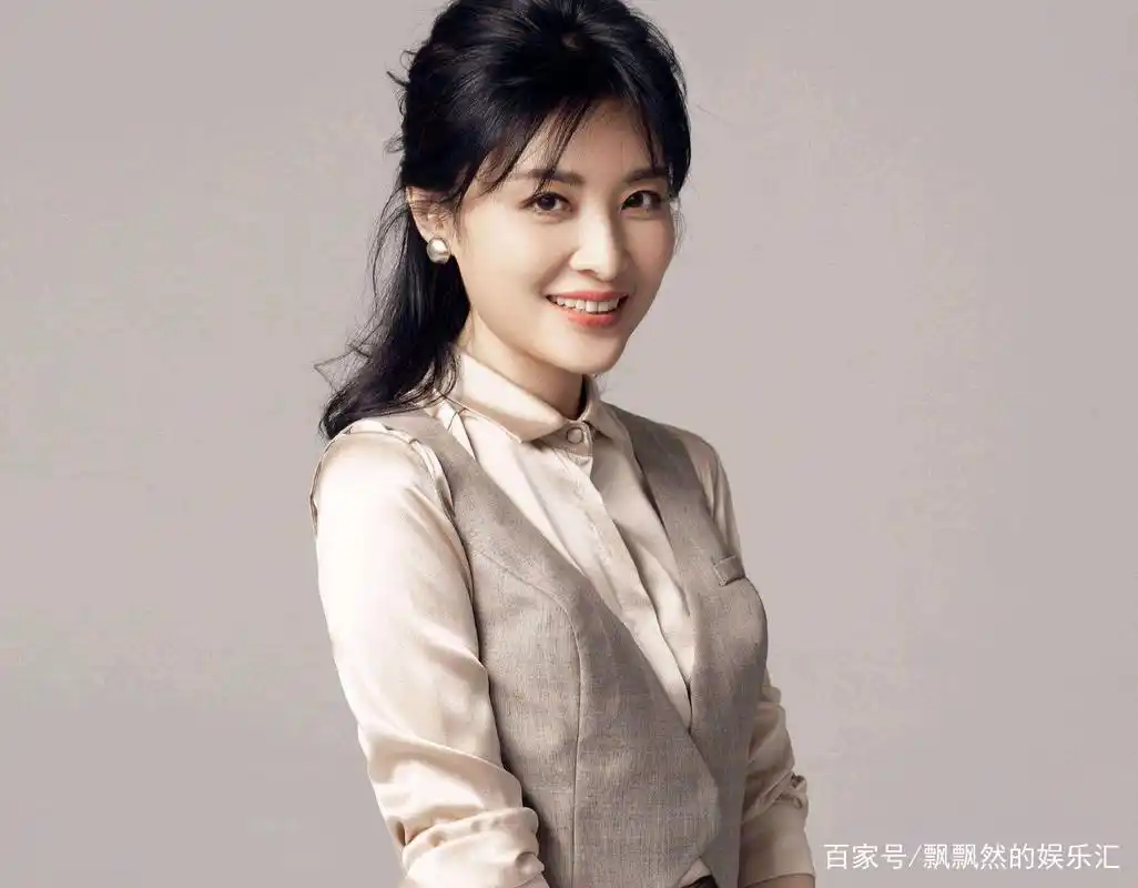 央视美女主持周涛:为工作忽略家庭,亲生女儿让她心生愧疚