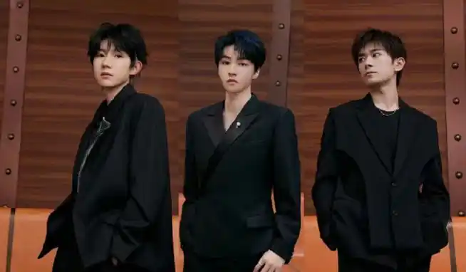 tfboys合照p都不p的近一点##tfboys会合体集训吗