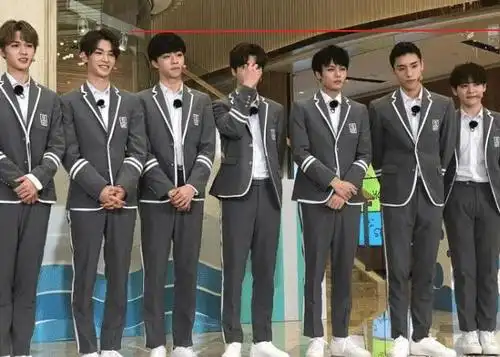 蔡徐坤和范丞丞:都说自己身高183cm, 陈立农: 鸡你太美开玩笑?