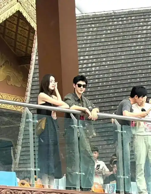 5.8新鲜事:肖战,杨紫,迪丽热巴,龚俊,檀健次,王鹤棣,娜扎