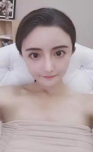 虎牙网红主播古阿扎性感福利套图写真真资源(11p)