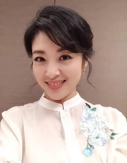 原创因结婚后女强男弱分手后闪嫁富豪如今的周涛生活过得怎么样