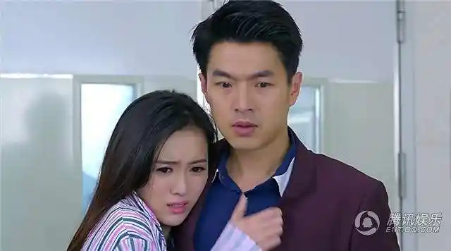 《爱,来的刚好》玩失忆梗江铠同被车撞倒丢掉一年记忆