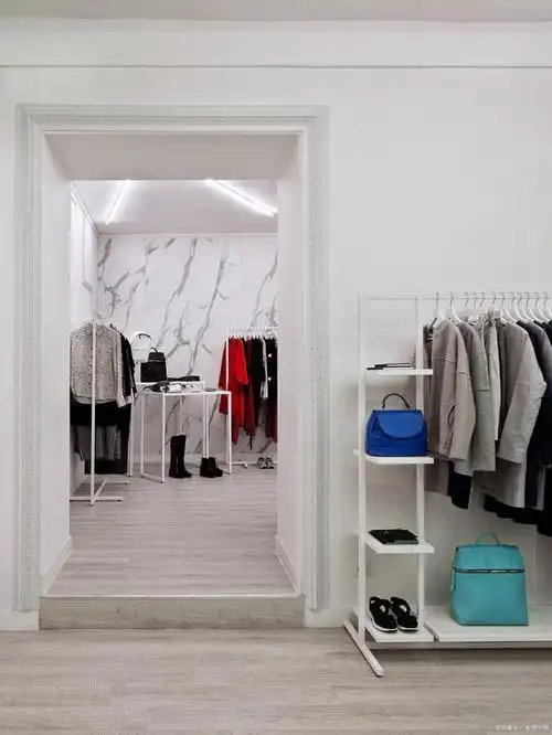 河北服装店装修设计:体验不同风格的店铺装潢带来的魅力与关注