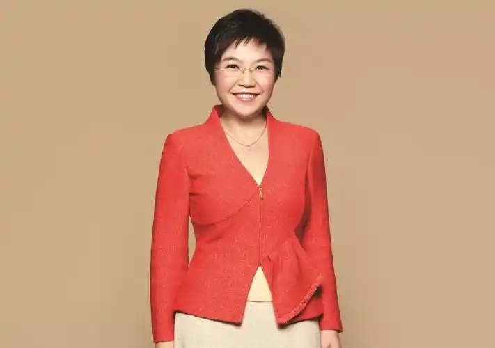 李嘉诚御用风水师麦玲玲首次空降梅城周日与你面对面细说家宅布局