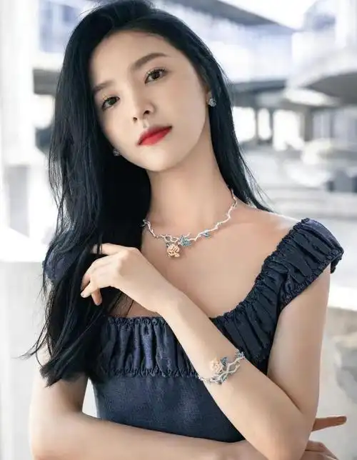 珠宝与艺术碰撞出的火花,哪个明星的珠宝最惊艳到你呢?