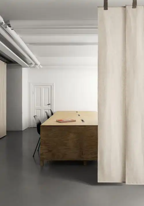 斯德哥尔摩极简主义工作室 atelier paul vaugoyeau