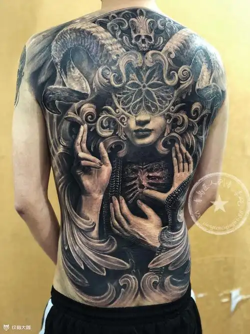 欧美满背_纹身图案手稿图片_李屹的纹身作品集