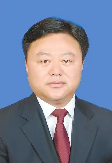 陈星当选驻马店市人民政府市长