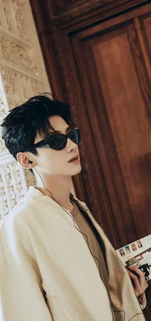 240201 粉丝狂欢!白敬亭最新图像,尽显温柔魅力